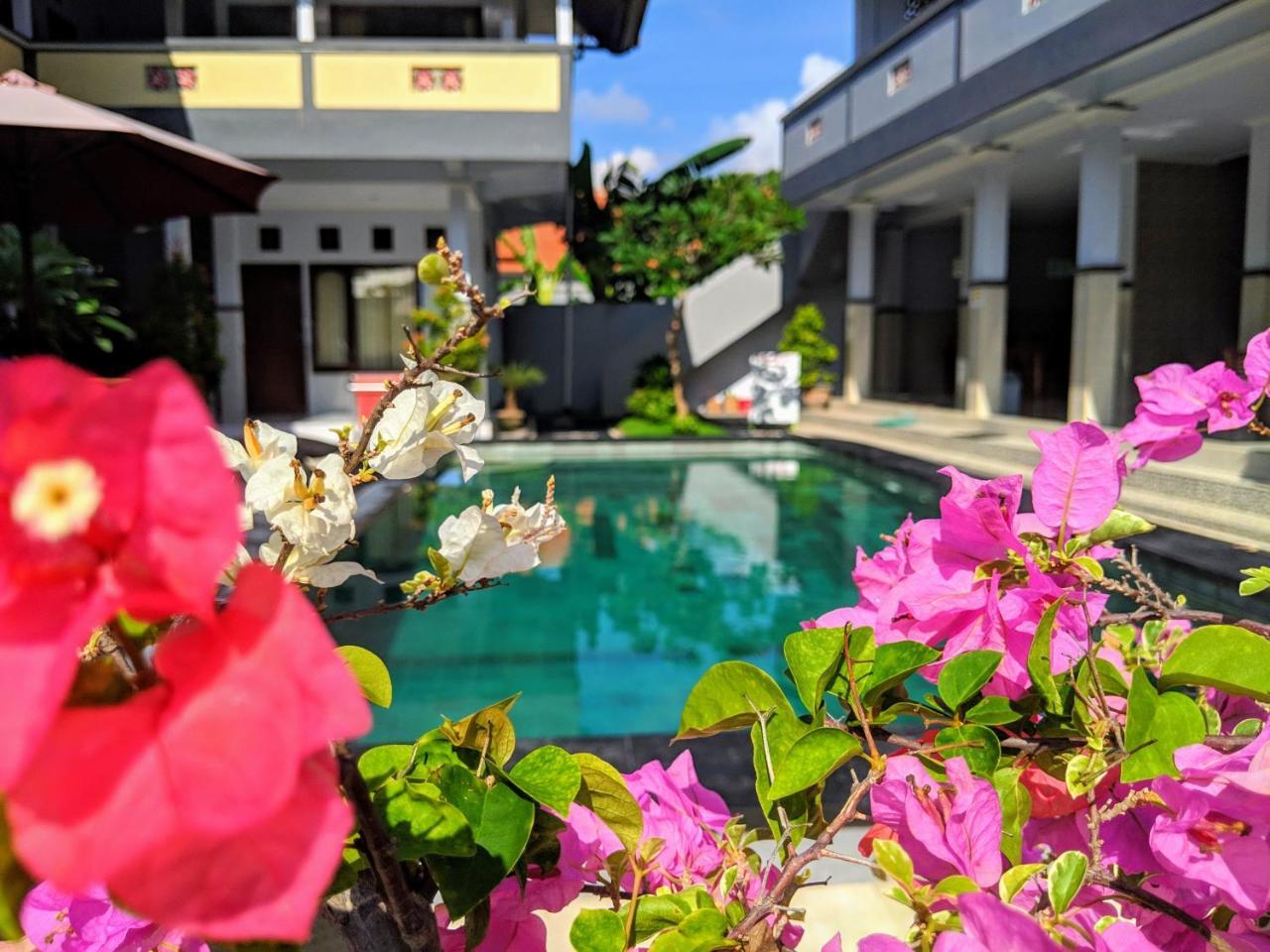 Serangan Inn Mimba パダンバイ エクステリア 写真