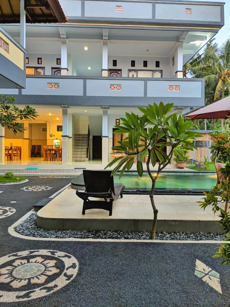 Serangan Inn Mimba パダンバイ エクステリア 写真