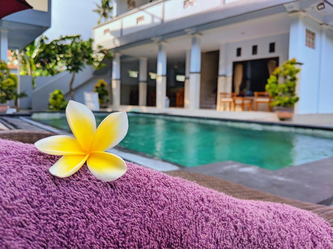 Serangan Inn Mimba パダンバイ エクステリア 写真